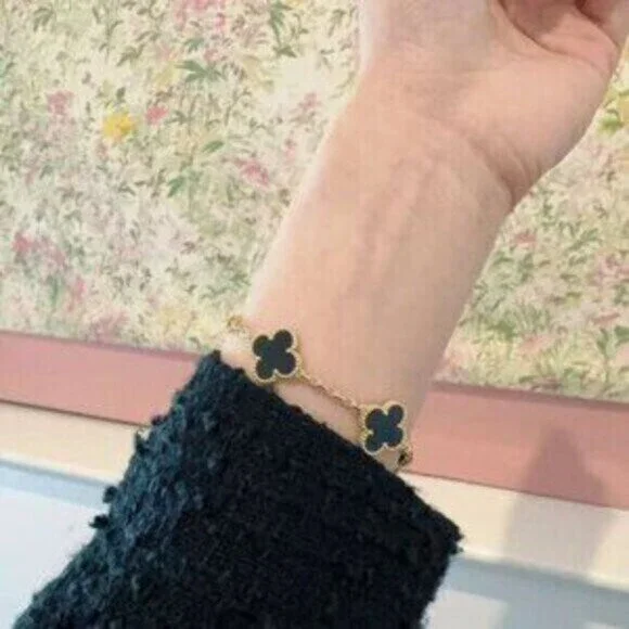Authentic Van Cleef & Arpels Vintage Alhambra Bracelet